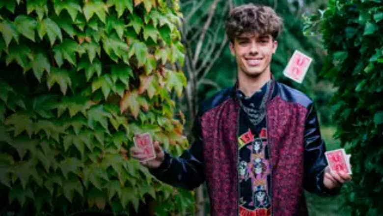 Donovan Magicien : Retour au Moyen Âge